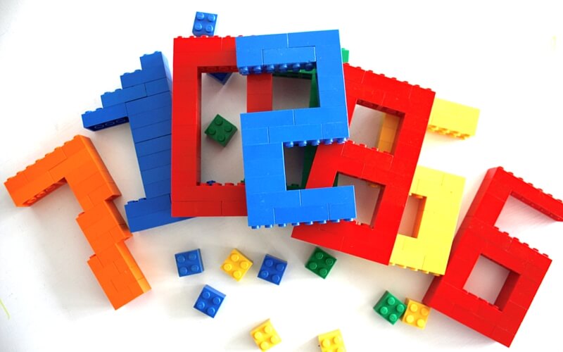 Build LEGO Numbers Math Activity for Kids