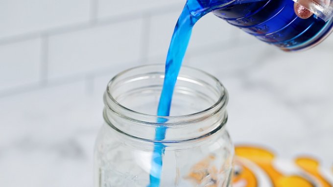 add blue water to your jar