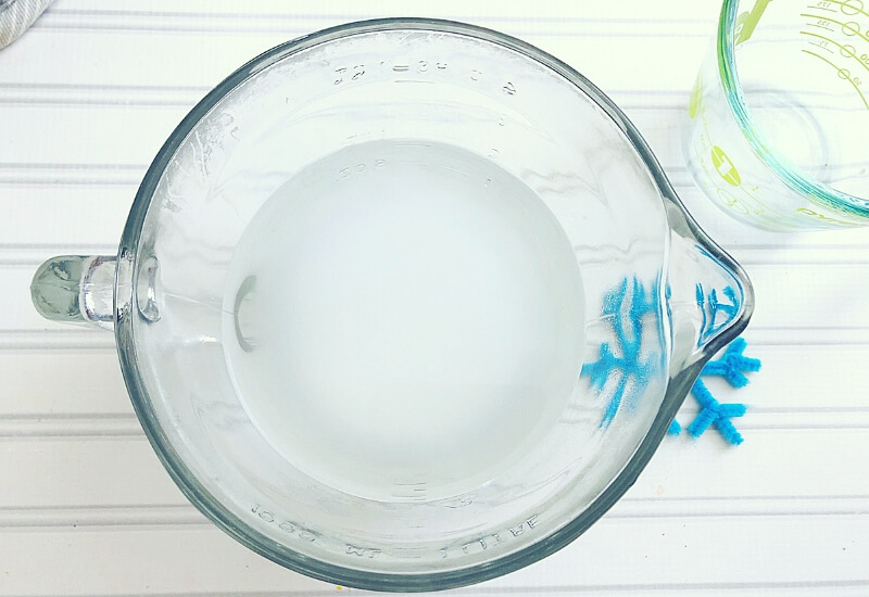 borax crystal snowflake solution: saturated solution for chemistry