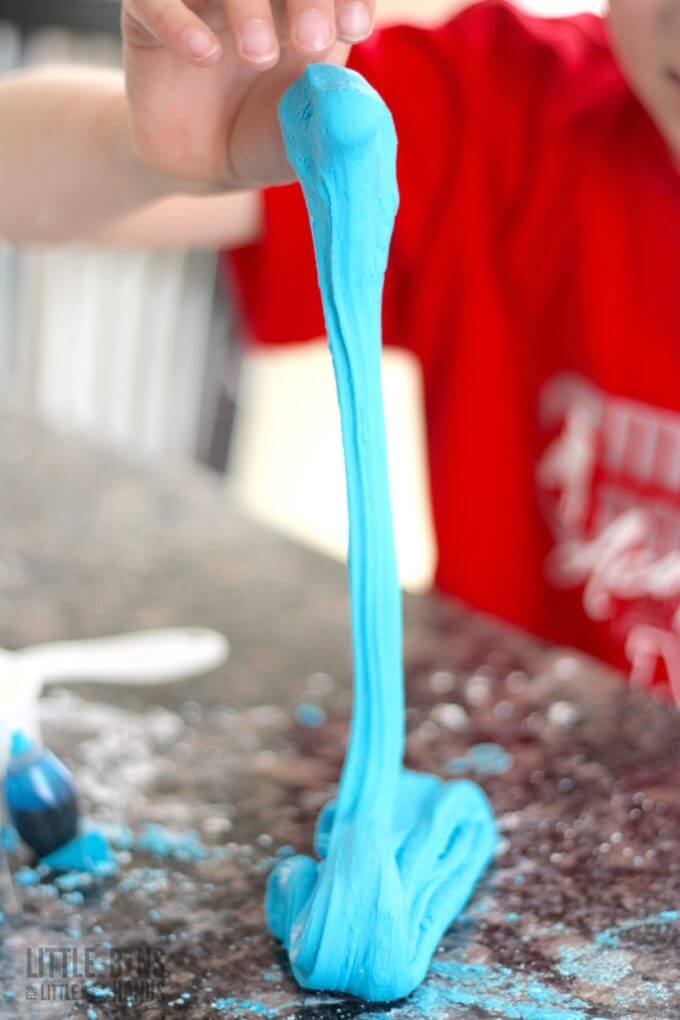 Stretchy corn starch slime for kids