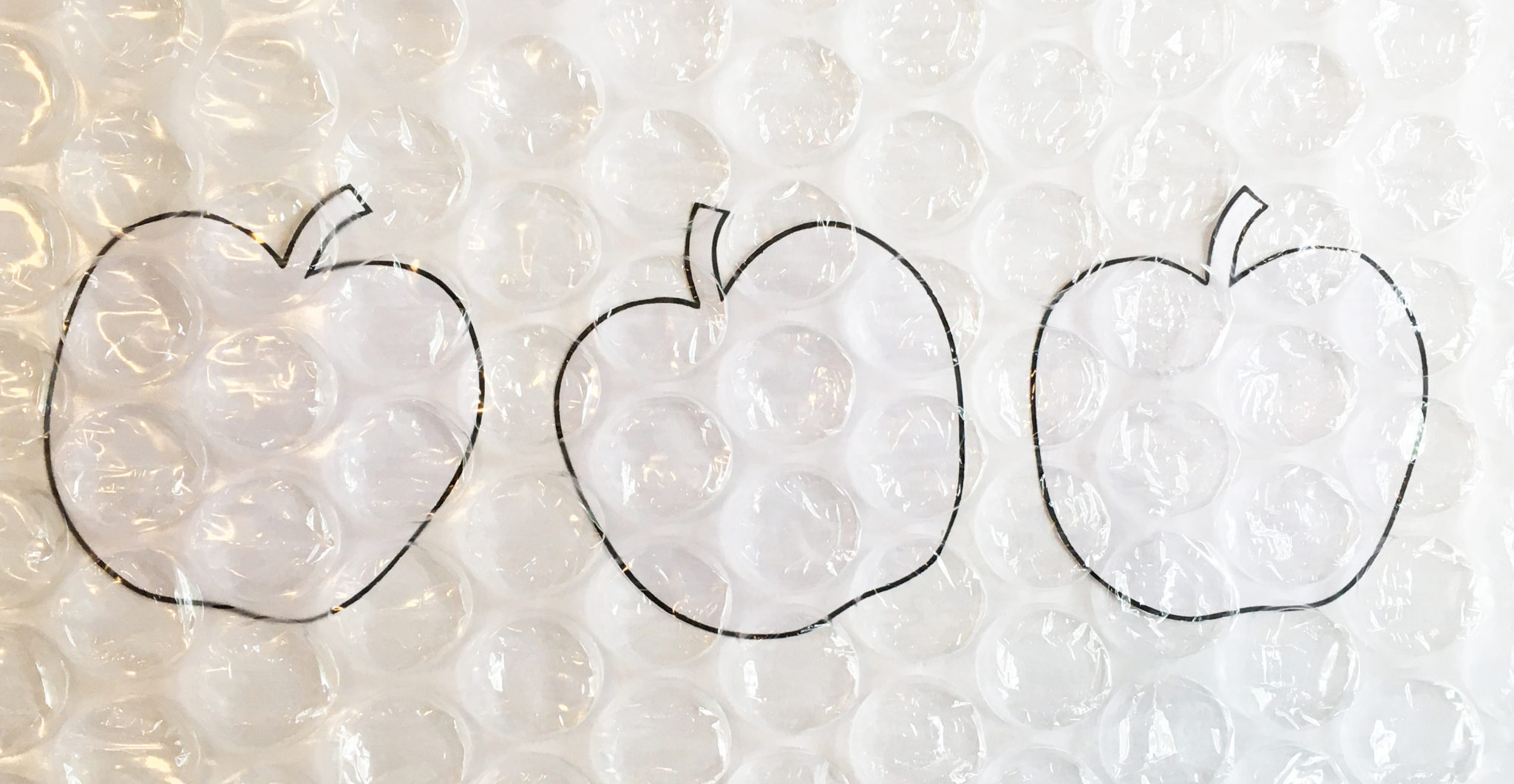 Apple Bubble Wrap Art For Fall - Little Bins for Little Hands