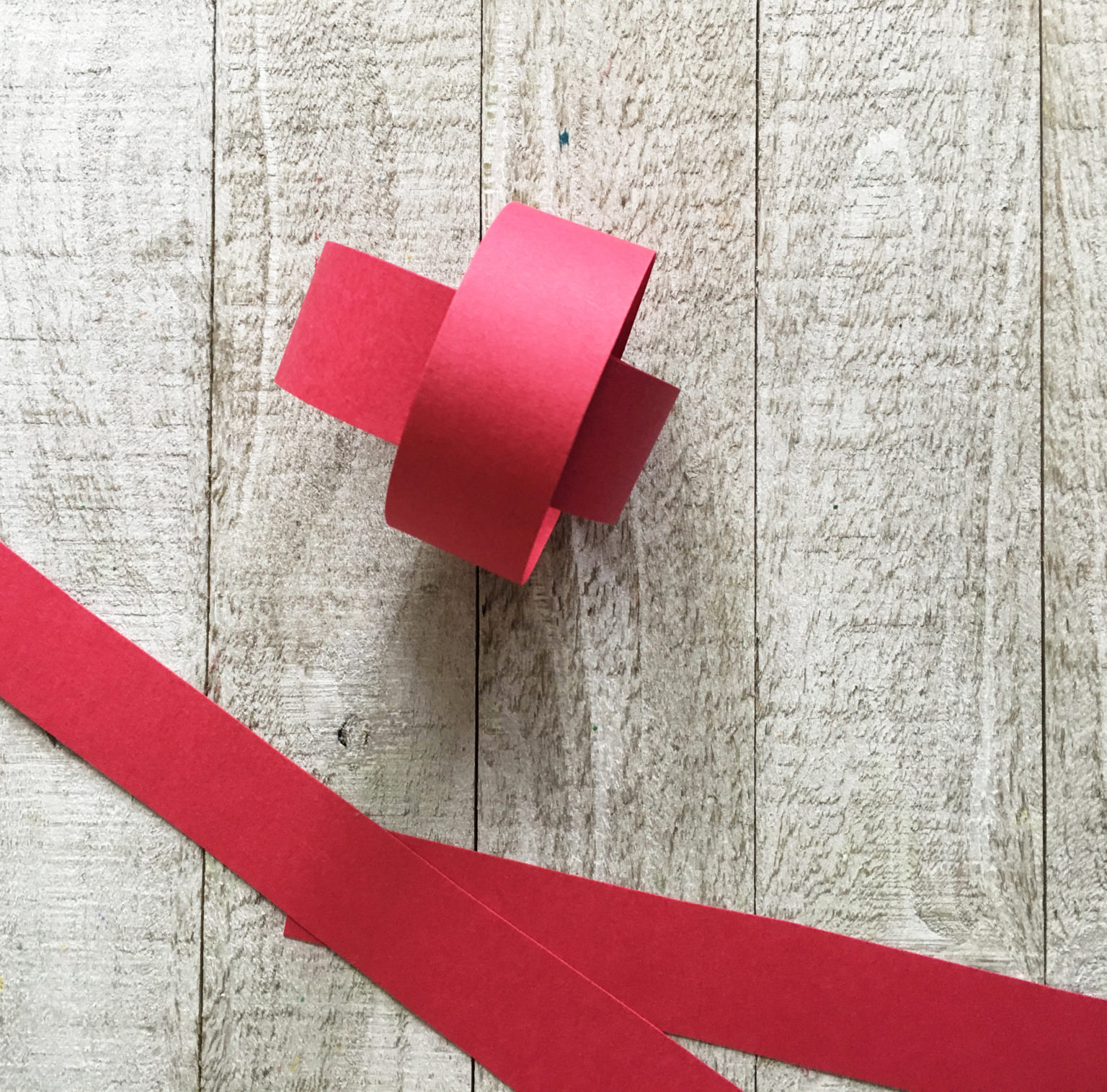 3D Apple Craft For Fall - Little Bins for Little Hands