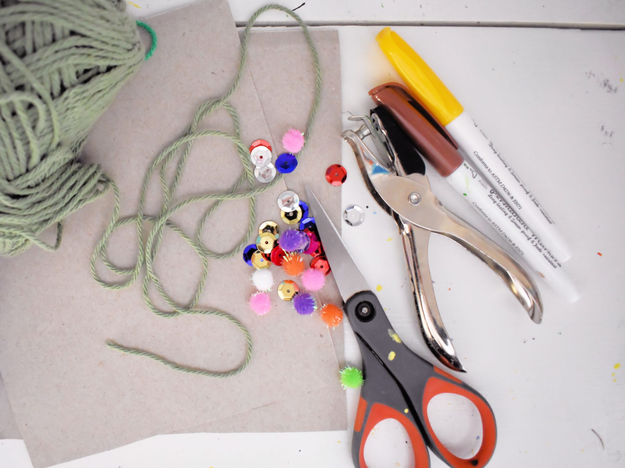 Illustration of Easy Finger Lacing Tools For Little Hands