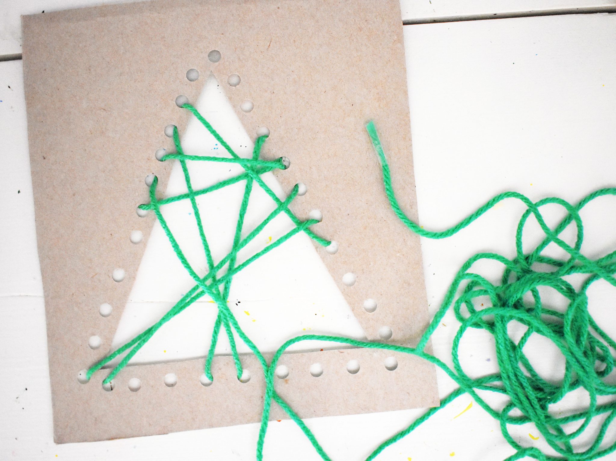 Picture of Lacing Christmas Tree Craft - Little Bins for Little Hands