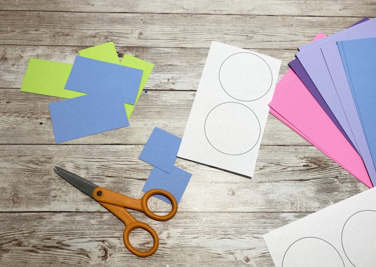 Easy Paper Sculptures For Kids - Little Bins for Little Hands