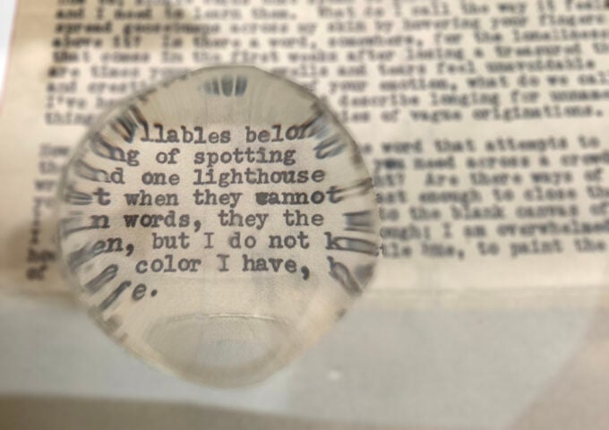 DIY magnifying glass